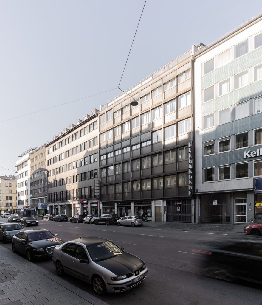 Foto Arch VietnamFlessabank Foto schräg